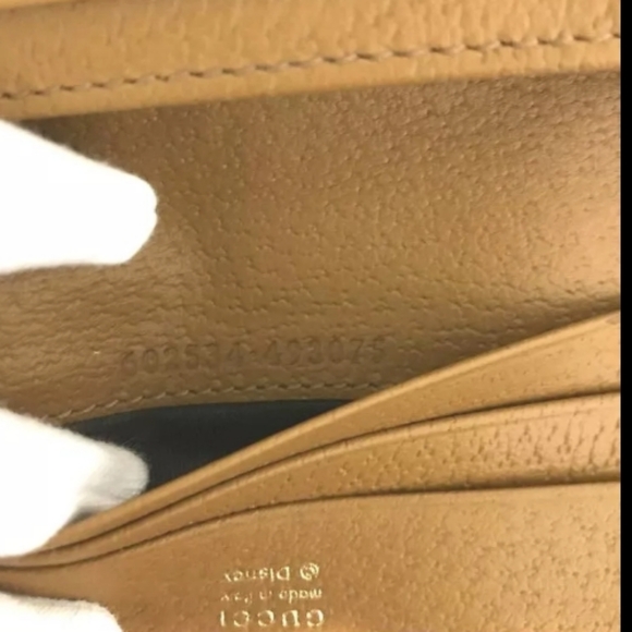 GUCCI Disney Collaboration Micro GG Logo PVC Leather Bifold Wallet W/Box & Dustb - Picture 7 of 9